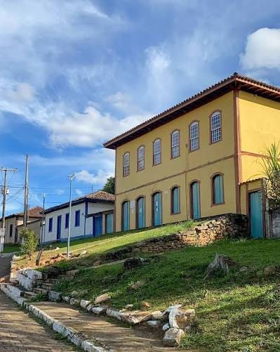 As pinturas rupestres de 6.000 anos da Fazenda da Pedra Pintada